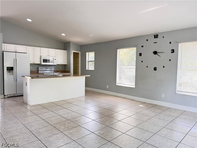 Building Photo - 4606 30th St SW