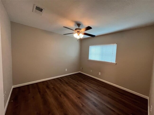 Building Photo - 12603 Hickory Bend Dr