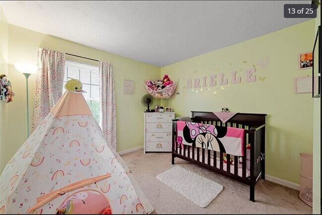 Building Photo - 236 Fieldbrook Dr