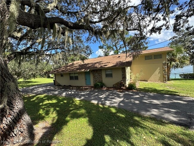 Primary Photo - 1504 Sam Asbury Ave