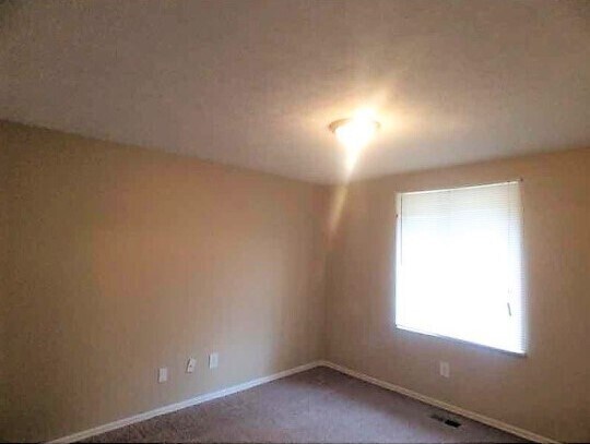 Building Photo - 2990 Forestside Ln