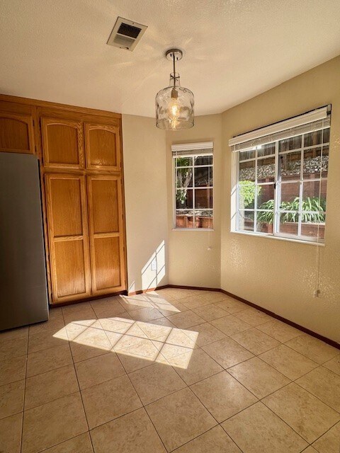 Building Photo - 1006 Larkwood Ct