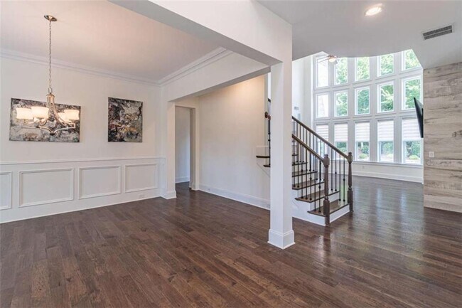 Building Photo - 829 Adler Ct