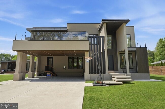 Building Photo - 56 Black Rock Rd