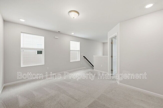 Building Photo - 517 Hanover Shr Ln