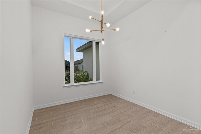 Building Photo - 3600 S Apex St