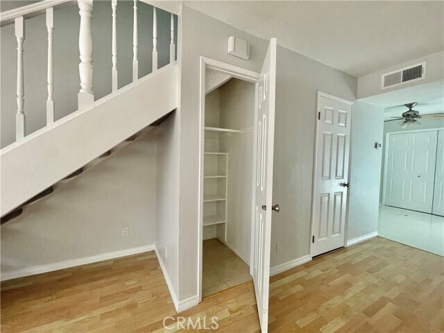 Building Photo - 5640 Riverside Dr