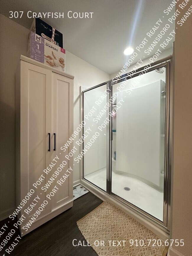 Building Photo - 307 Crayfish Ct