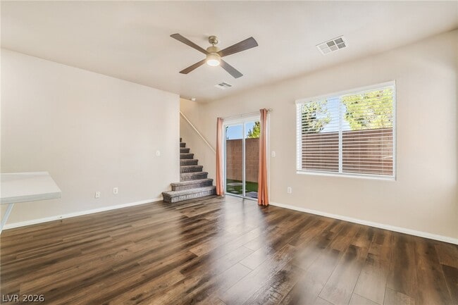 Building Photo - 10471 Masons Creek St