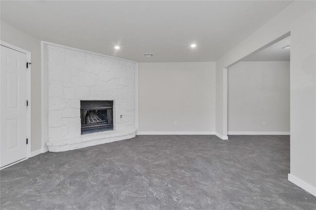 Building Photo - 12508 Abbotts Way