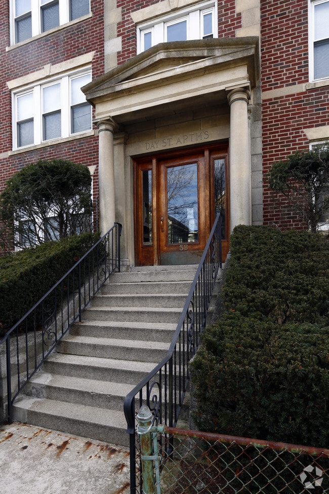 Building Photo - Day Street Apartments / 38 Day St