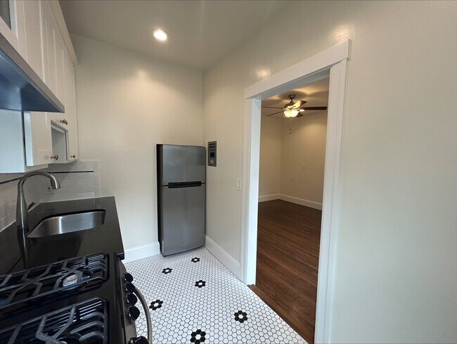 Building Photo - 4738 Balboa St