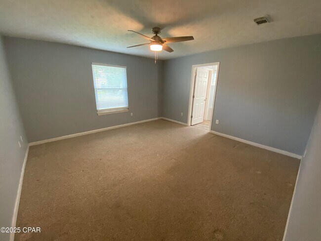 Building Photo - 3657 Oakbrook Ln