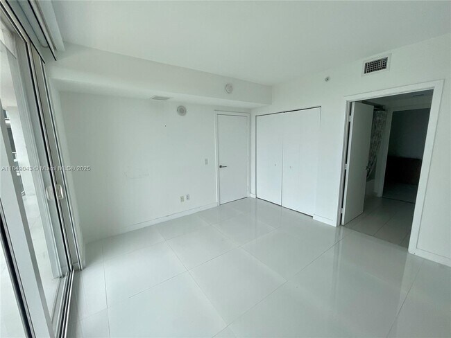 Building Photo - 4250 Biscayne Blvd