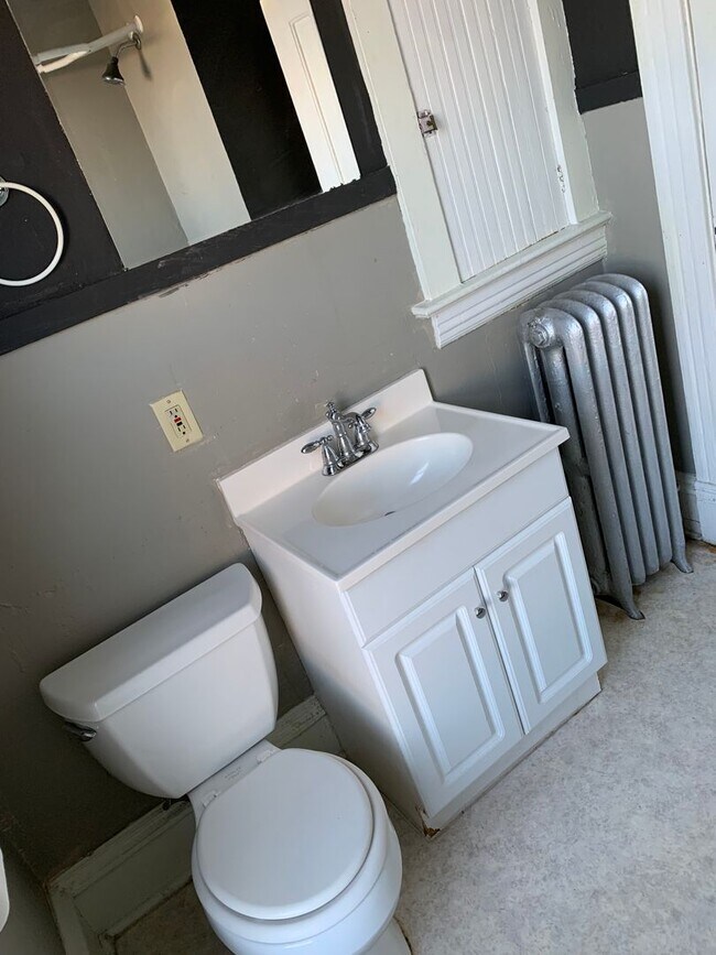 Building Photo - 111 8th St S