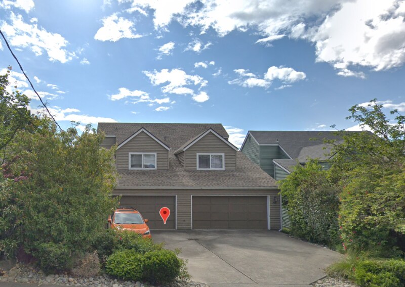 Building Photo - 3043 14th Ave W