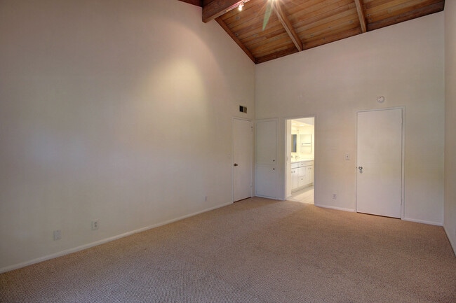 Building Photo - Spanish charmer in Upper East.... Santa Barbara!