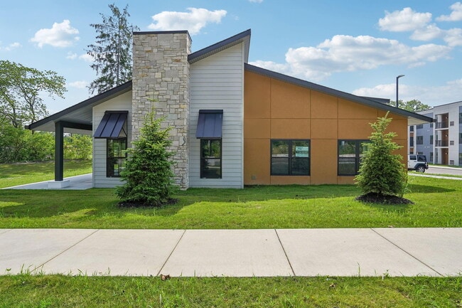 Building Photo - 2645 Burton Rd