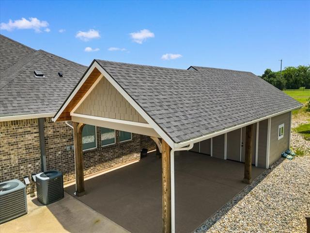 Building Photo - 850 San Saba E
