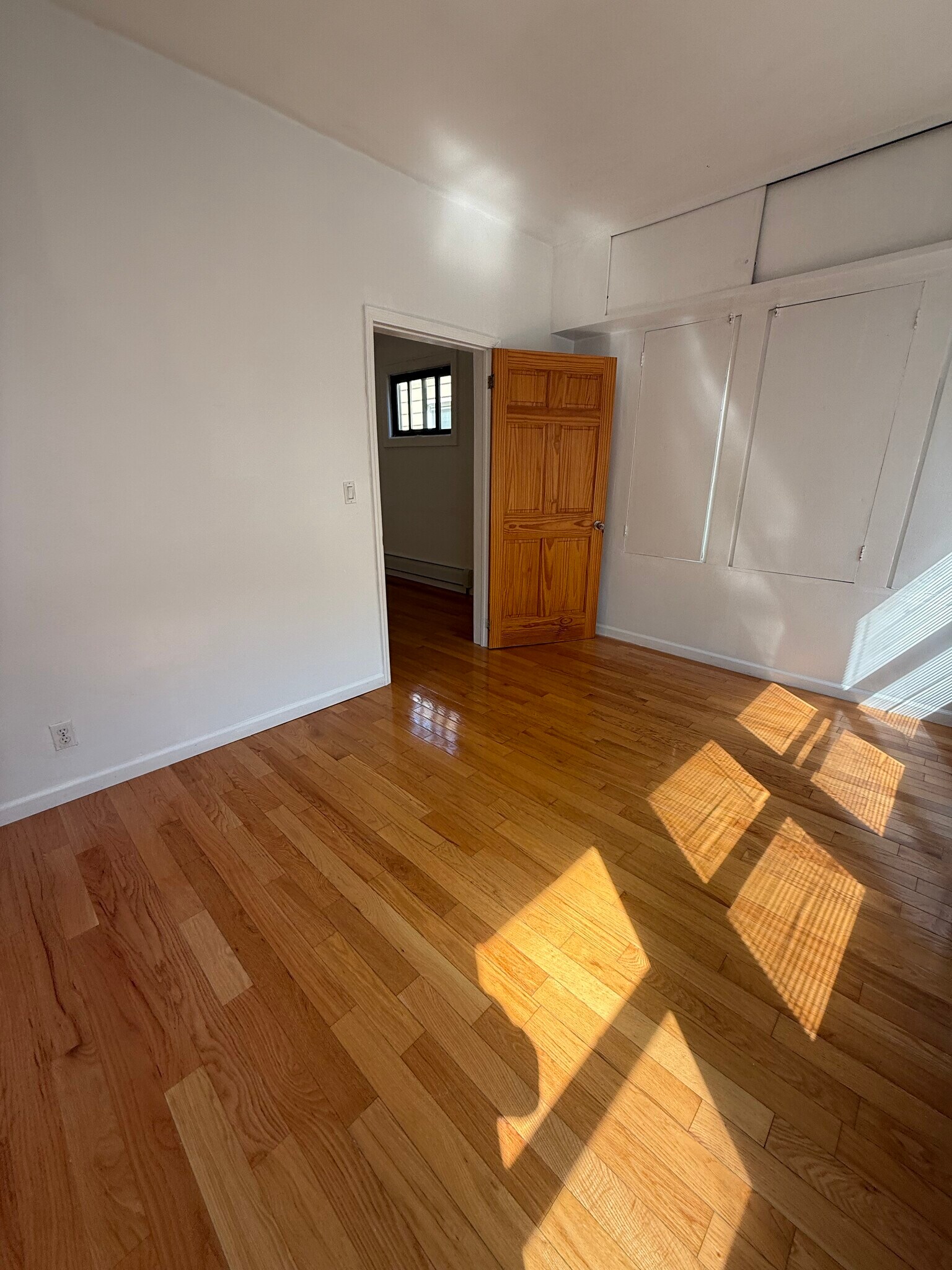 Building Photo - 188 Gelston Ave