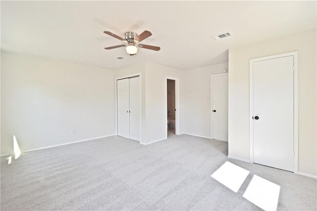 Building Photo - 16813 Whitebrush Loop