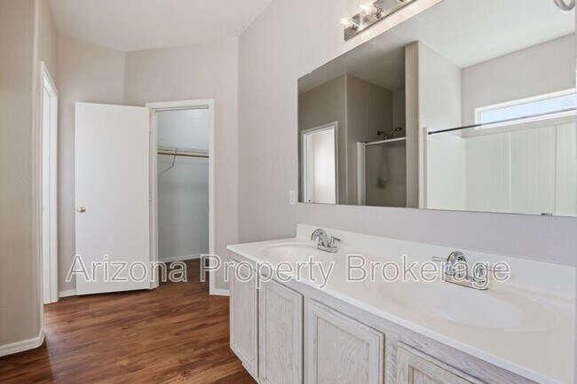 Building Photo - 13285 W Gelding Cir