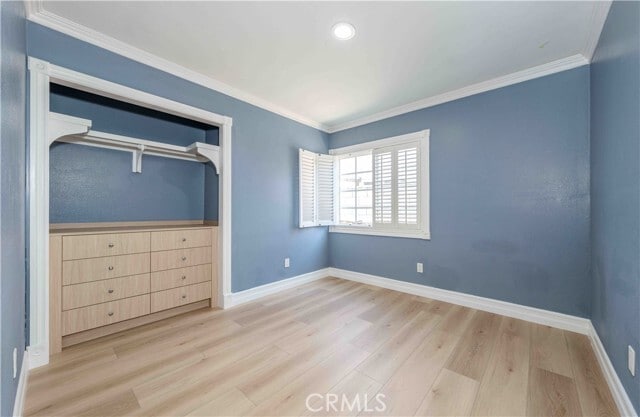 Building Photo - 1122 S Peregrine Pl