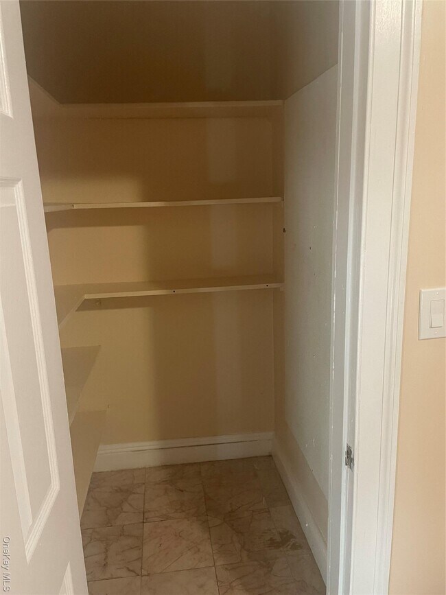 Building Photo - 4212 Monticello Ave