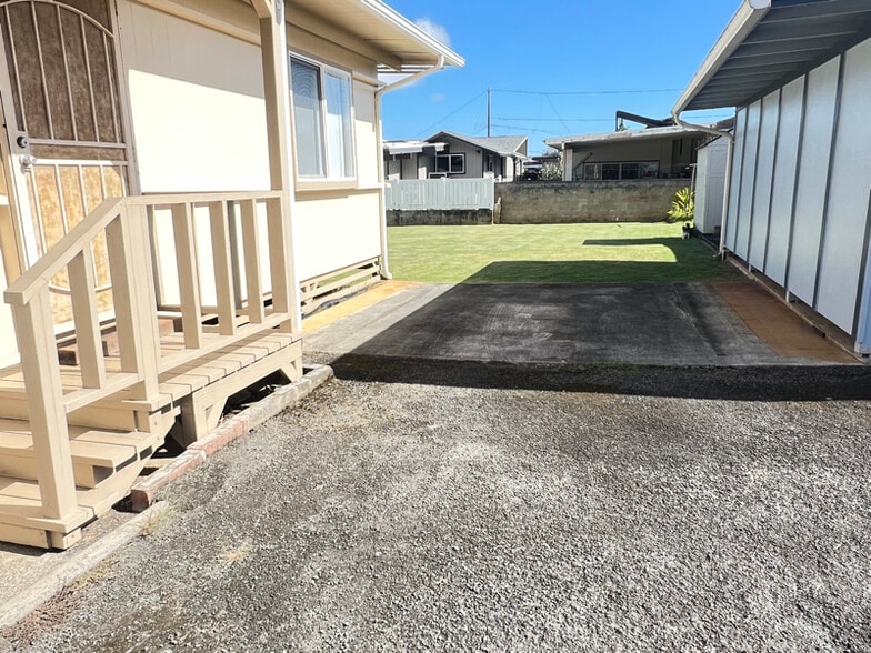 Building Photo - 45-569-569 Paleka Rd