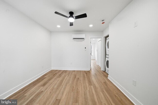 Building Photo - 2109 Tasker St