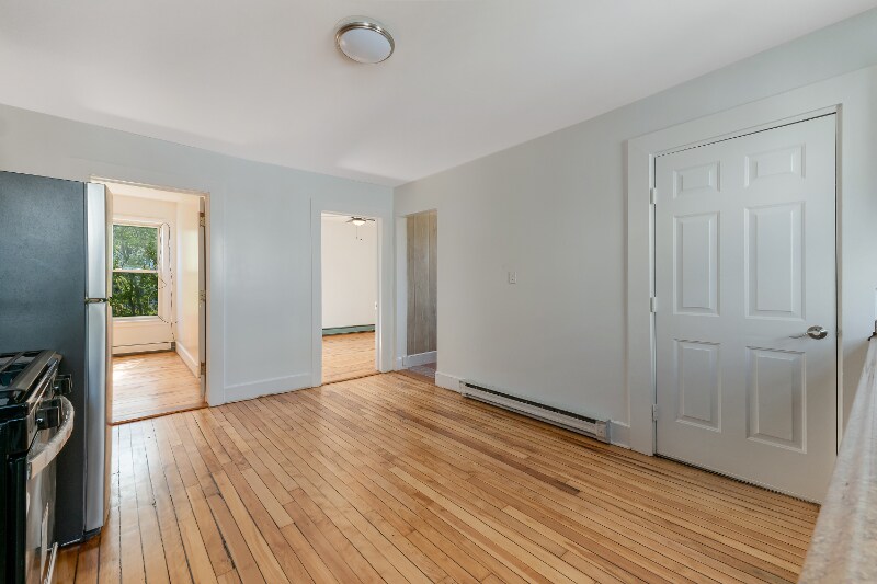 Building Photo - 51 Frederic St