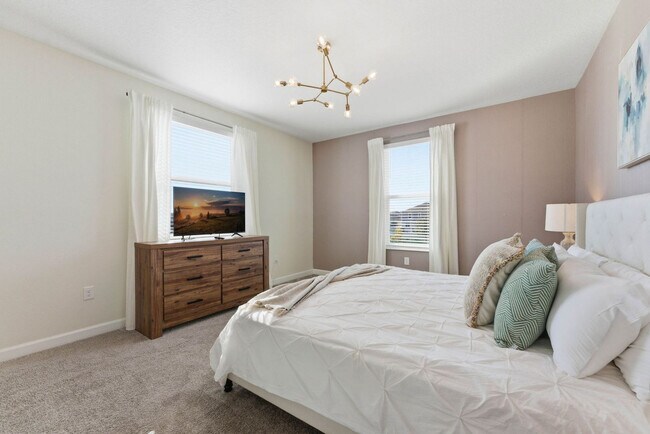 Building Photo - 770 Sticks St