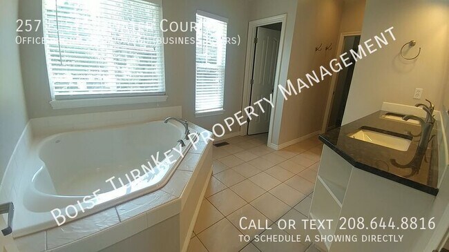 Building Photo - 257 E Stonewater Ct