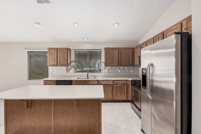 Building Photo - 7019 S 45th Ave