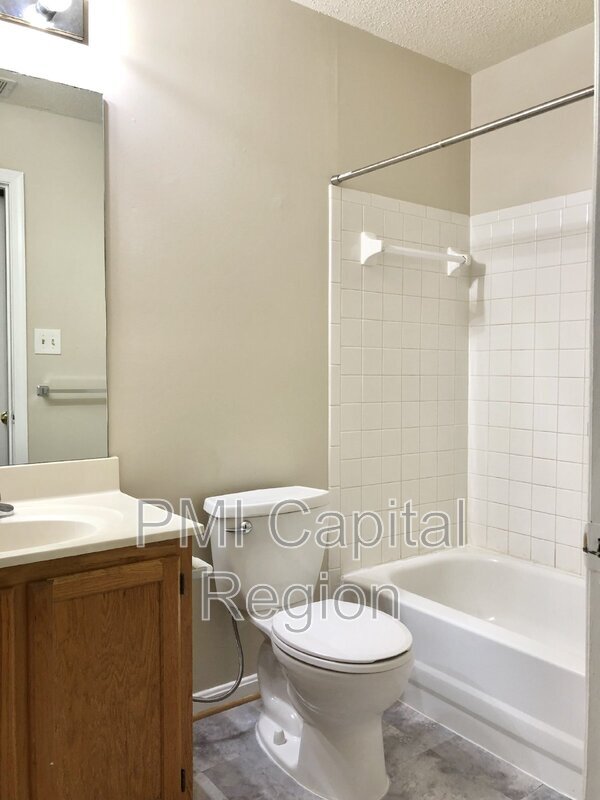 Building Photo - 2812 Clear Shot Dr