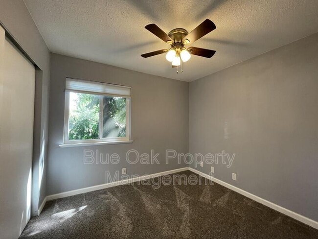 Building Photo - 1 Carson St