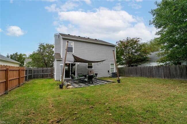Building Photo - 517 Woodshire Way