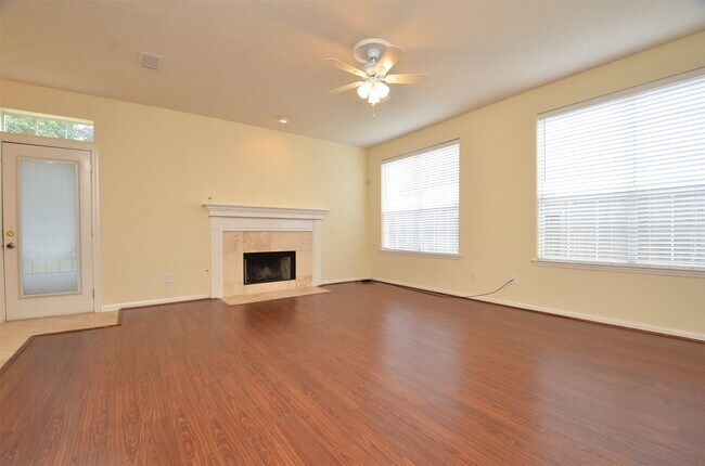 Building Photo - 1218 Irish Mist Ct