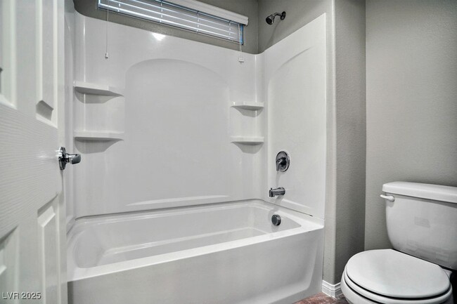 Building Photo - 6624 Salt Pond Bay St