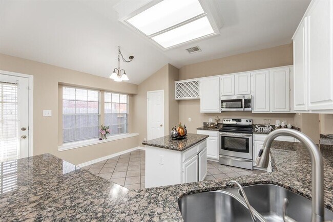 Building Photo - 4523 Wavertree Dr