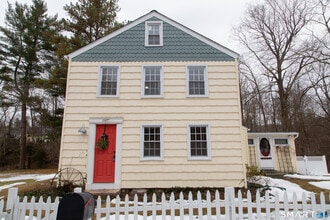 Building Photo - 1187 Mt Carmel Ave