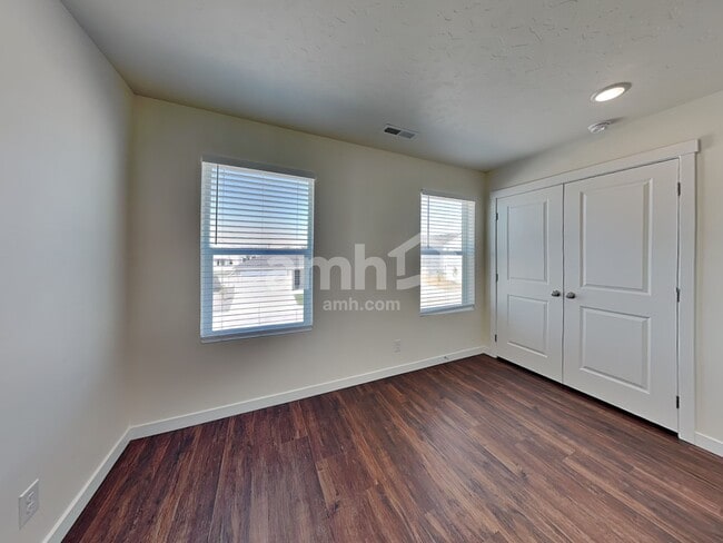 Building Photo - 9491 W Shumard St