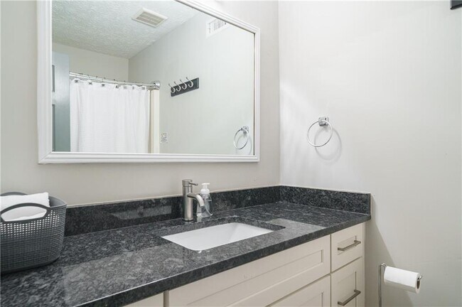 Building Photo - 942 Cadencia Way SW