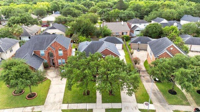 Building Photo - 20835 Cottage Cove Ln