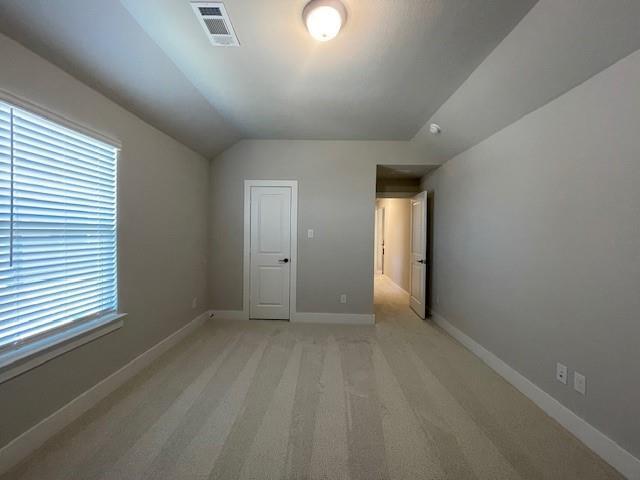 Building Photo - 3722 Milwaukee Ave