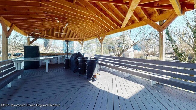 Building Photo - 193 Ludlow St