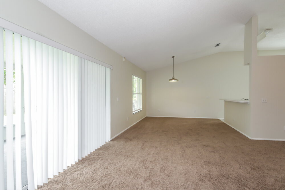 Building Photo - 4814 11th Ave Cir E