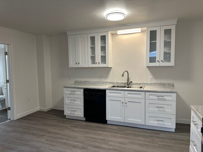 Building Photo - Palmyra School District 3 Bedroom 1.5 Bath...