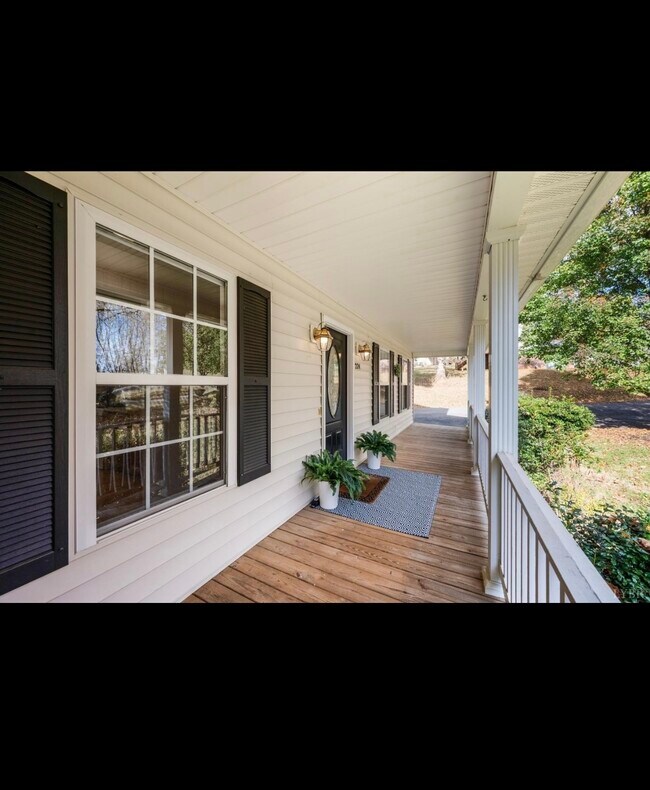 Building Photo - 224 Dove Ct