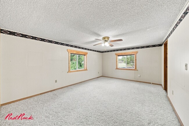 Building Photo - 408 Harmony Dr
